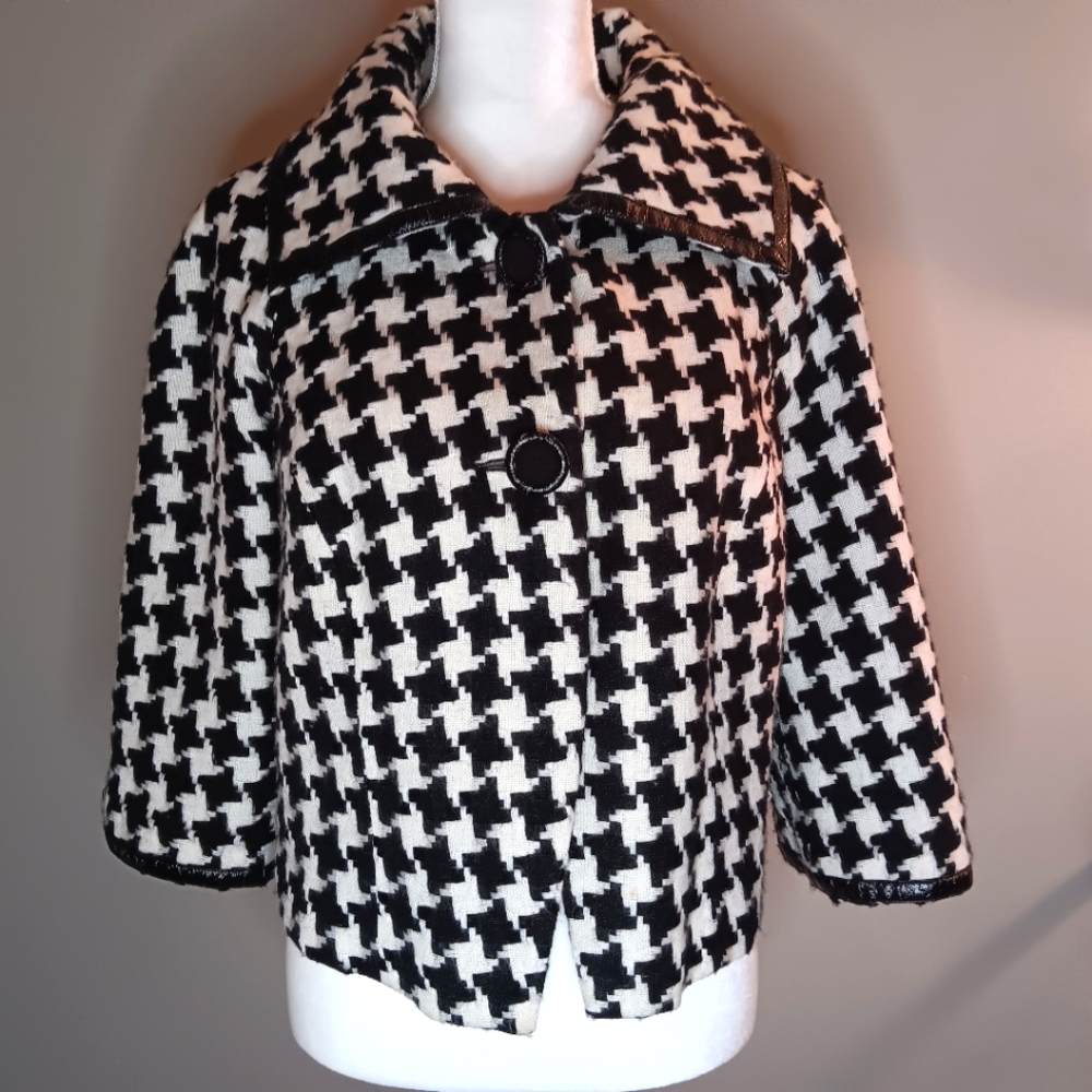 Allison Taylor Houndstooth Retro Style Crop Jacket